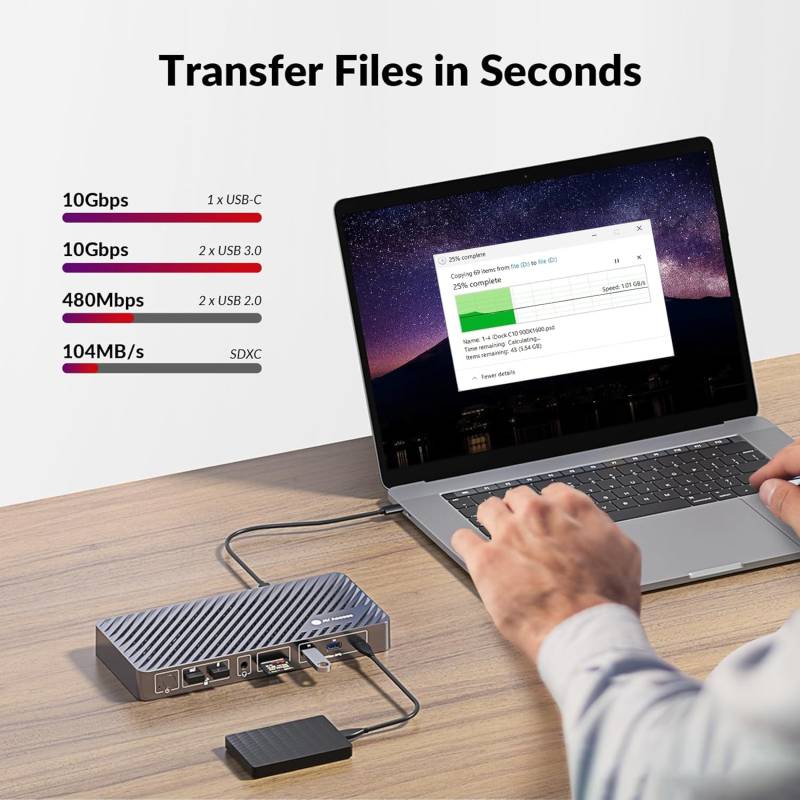 12-in1 USB-C Docking-Station for up to 3x 4K Monitors with integrated 100W PD Notebook Charging