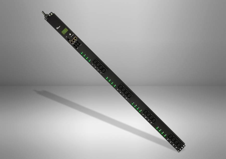16-Port IP-SNMP einzeln schaltbare Steckdosenleiste für den vertikalen Einbau, SA-1632WN